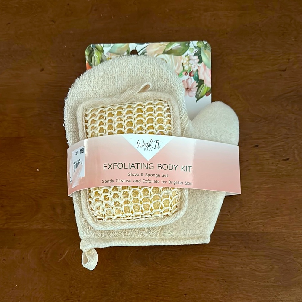 🌵 3/$15 Exfoliating Body Glove & Sponge Kit ( see description) Last One